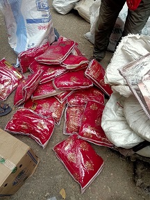 पर्सा प्रहरीद्धारा तस्करीको समान बरामत